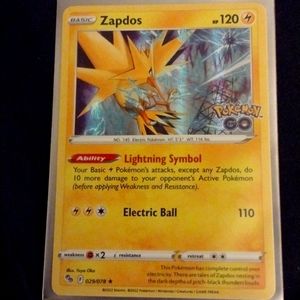 pokemo GO Zapdos #29